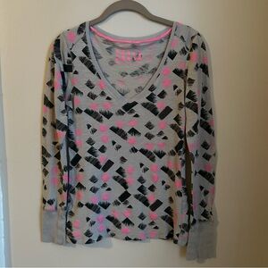 80s/90s Vibe Geometric Print Long Sleeve Top